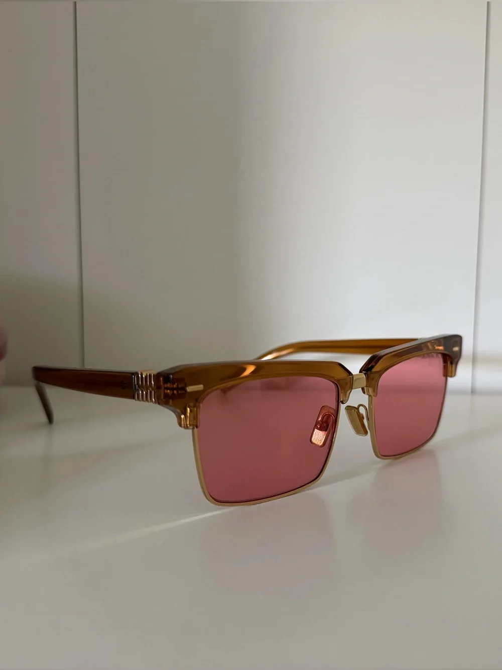 MIU MIU MU 10Zs SUMGLASSES PINK CARAMEL SQUARE